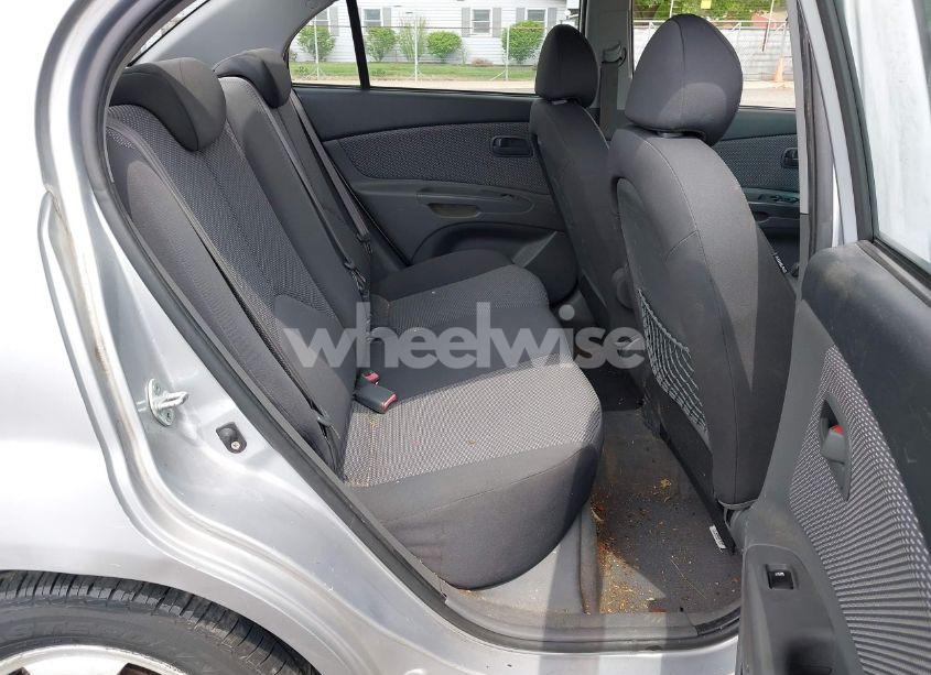 Photo 8 of 2009 Kia Rio LX (VIN KNADE223696505103)