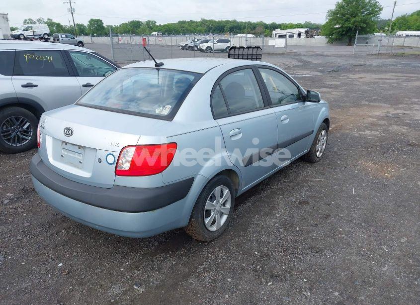 Photo 4 of 2009 Kia Rio LX (VIN KNADE223796448930)