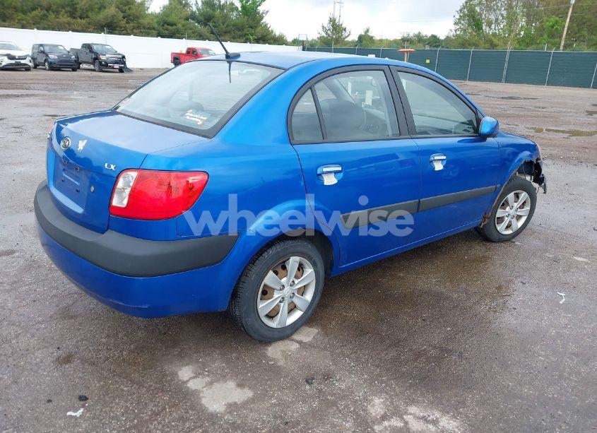 Photo 4 of 2009 Kia Rio LX (VIN KNADE223796533671)