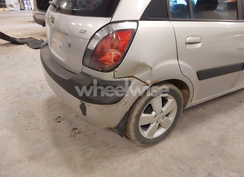 Photo 6 of 2009 Kia Rio5 SX (VIN KNADE243096570901)