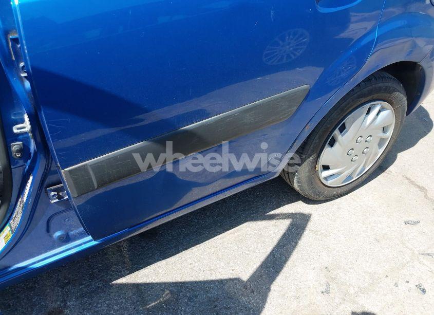 Photo 6 of 2009 Kia Rio5 LX (VIN KNADE243196547465)