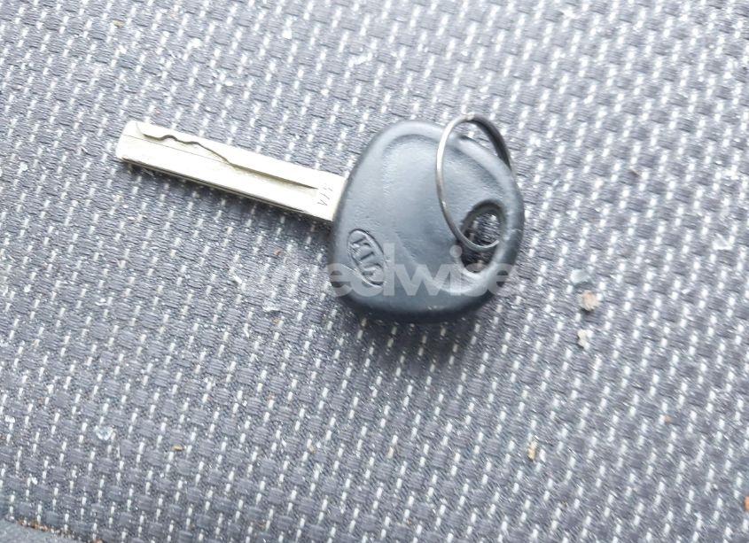 Photo 11 of 2010 Kia Rio LX (VIN KNADH4A30A6634530)