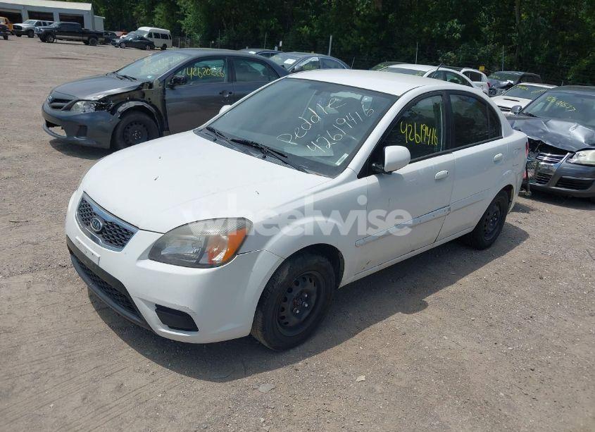 Photo 2 of 2011 Kia Rio LX (VIN KNADH4A32B6923846)