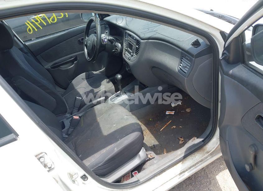 Photo 5 of 2011 Kia Rio LX (VIN KNADH4A32B6923846)