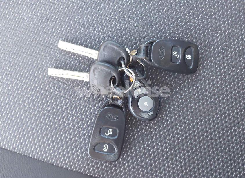 Photo 11 of 2011 Kia Rio LX (VIN KNADH4A35B6930726)