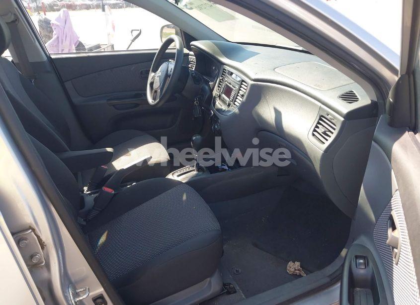 Photo 5 of 2011 Kia Rio LX (VIN KNADH4A35B6930726)