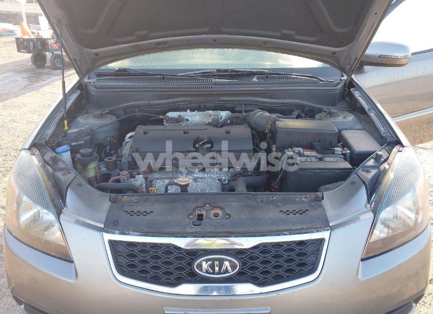 Photo 10 of 2011 Kia Rio LX (VIN KNADH4A37B6923356)