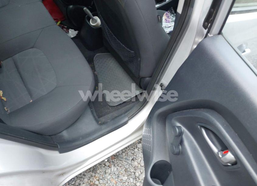 Photo 8 of 2013 Kia Rio LX (VIN KNADM4A33D6111258)