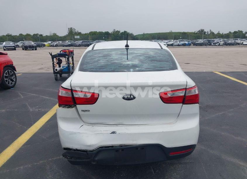 Photo 16 of 2014 Kia Rio LX (VIN KNADM4A33E6334353)