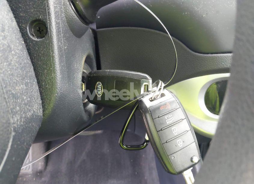 Photo 11 of 2015 Kia Rio LX (VIN KNADM4A33F6504101)