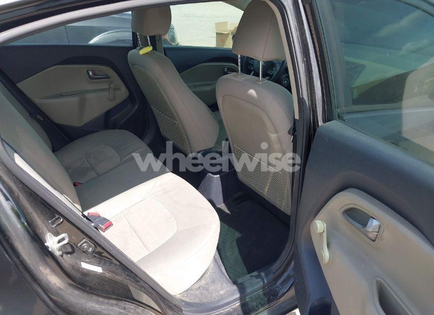 Photo 8 of 2014 Kia Rio LX (VIN KNADM4A34E6413756)