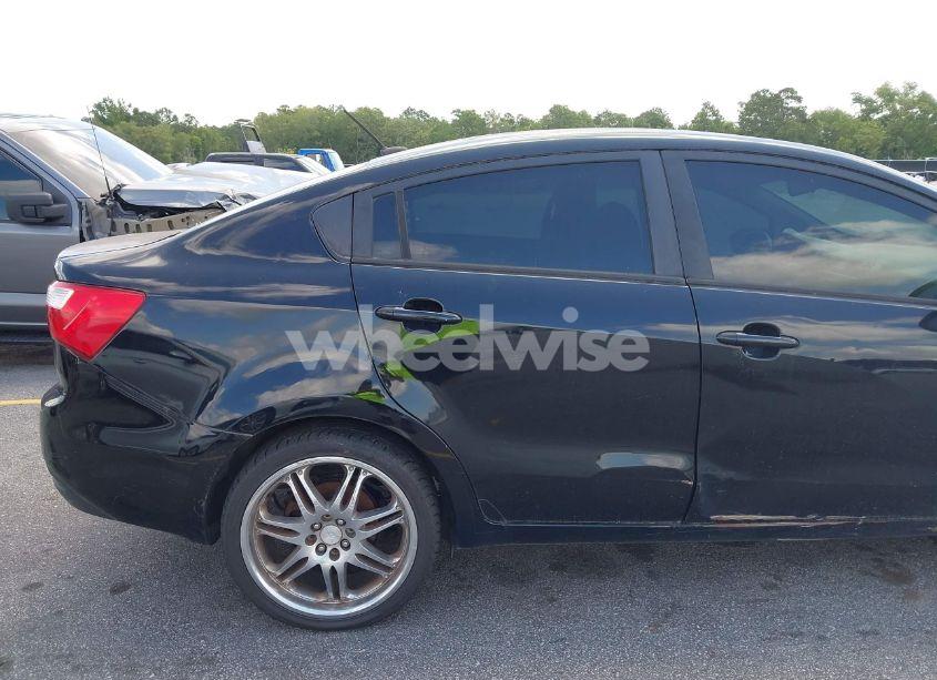 Photo 13 of 2013 Kia Rio LX (VIN KNADM4A35D6262733)