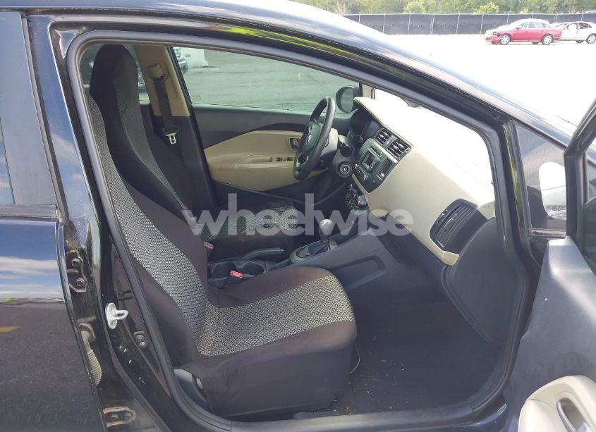 Photo 5 of 2013 Kia Rio LX (VIN KNADM4A35D6262733)