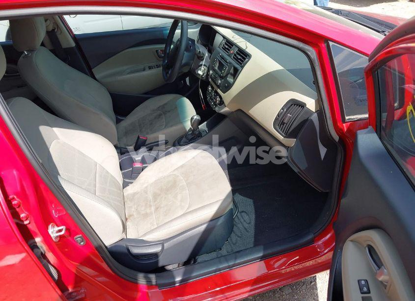 Photo 5 of 2014 Kia Rio LX (VIN KNADM4A35E6419100)
