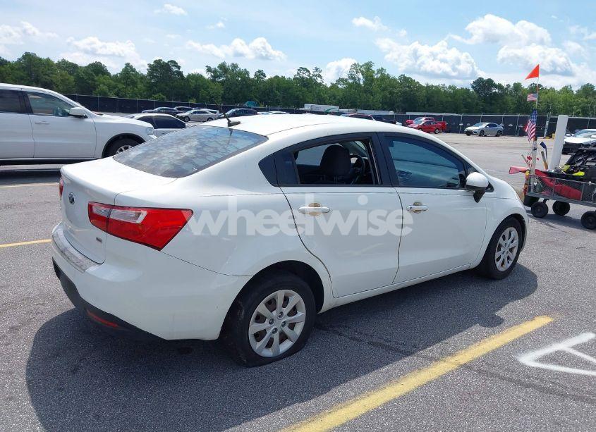 Photo 4 of 2015 Kia Rio LX (VIN KNADM4A35F6442989)