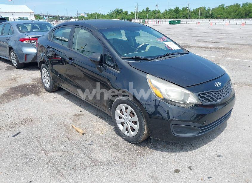 2015 Kia Rio LX (VIN KNADM4A35F6478374) main photo