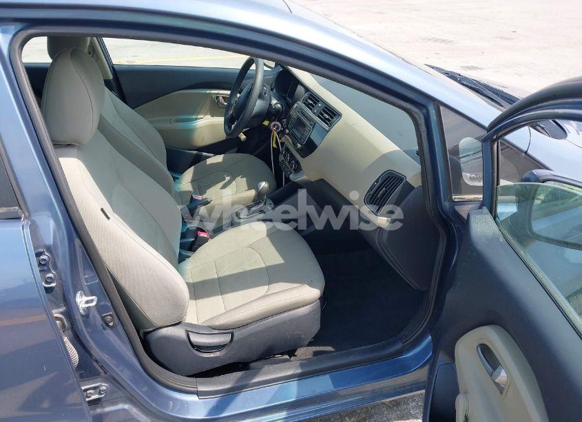 Photo 5 of 2016 Kia Rio LX (VIN KNADM4A36G6662238)