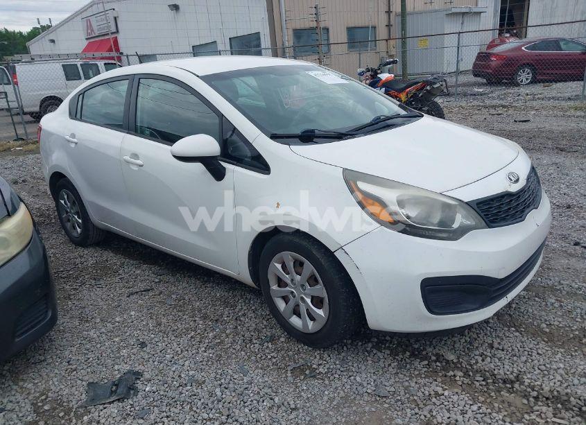 2014 Kia Rio LX (VIN KNADM4A38E6350502) main photo