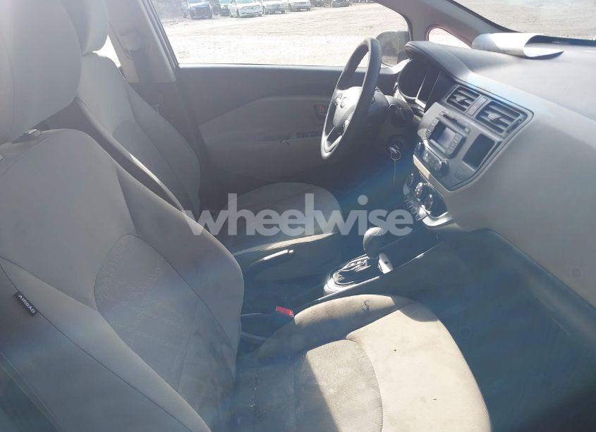 Photo 5 of 2014 Kia Rio LX (VIN KNADM4A38E6397979)