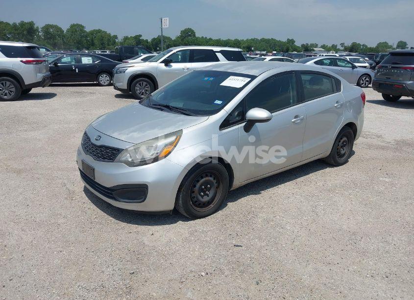 Photo 2 of 2014 Kia Rio LX (VIN KNADM4A38E6419639)