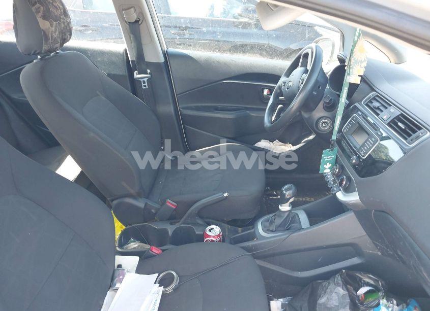 Photo 5 of 2017 Kia Rio LX (VIN KNADM4A38H6062791)