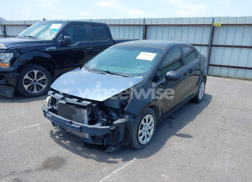 Photo 2 of 2014 Kia Rio LX (VIN KNADM4A39E6413753)