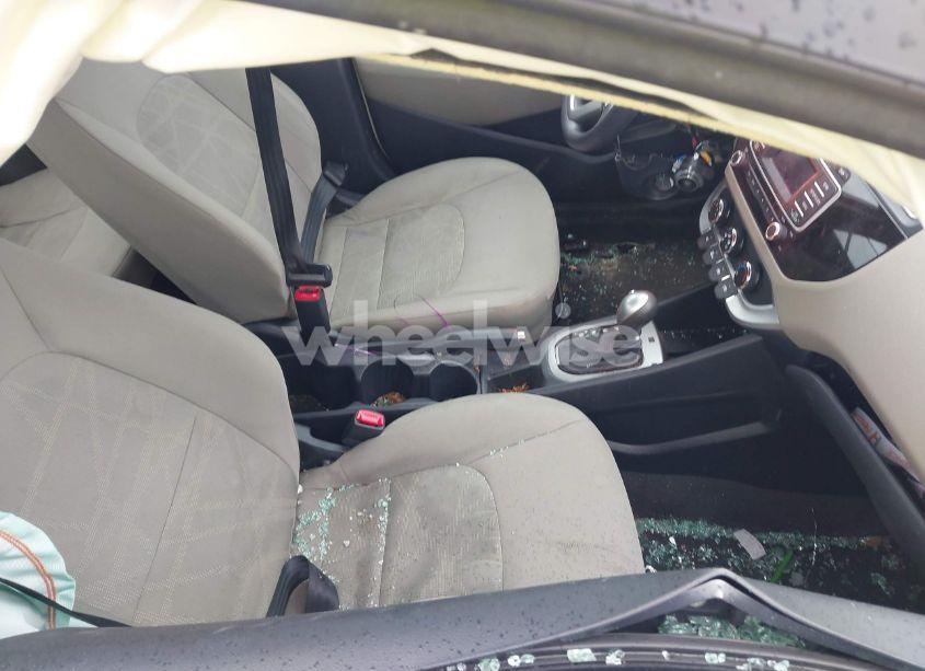 Photo 5 of 2016 Kia Rio LX (VIN KNADM4A3XG6621773)