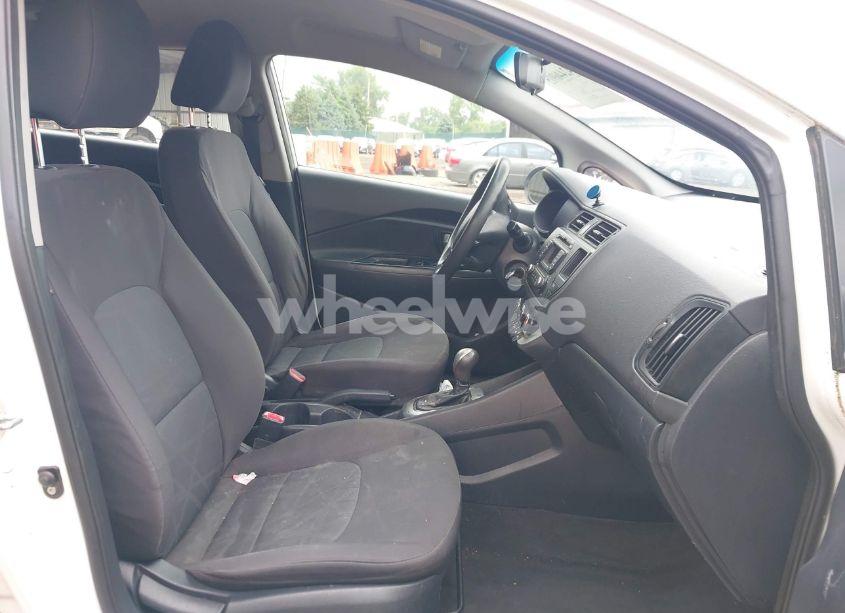 Photo 5 of 2015 Kia Rio LX (VIN KNADM5A30F6516518)