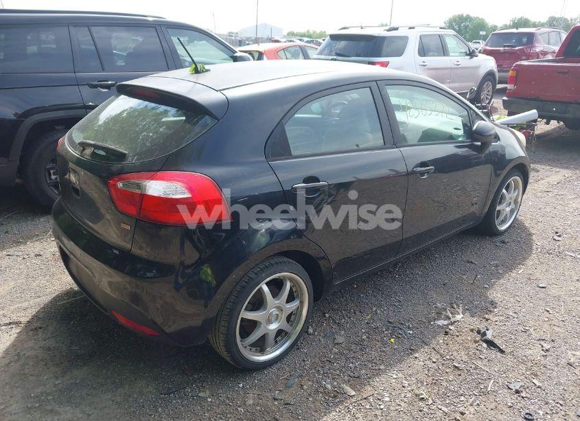 Photo 4 of 2013 Kia Rio LX (VIN KNADM5A34D6134425)