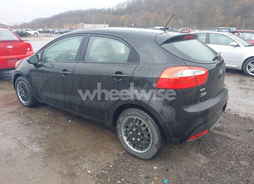 Photo 3 of 2013 Kia Rio LX (VIN KNADM5A35D6224764)