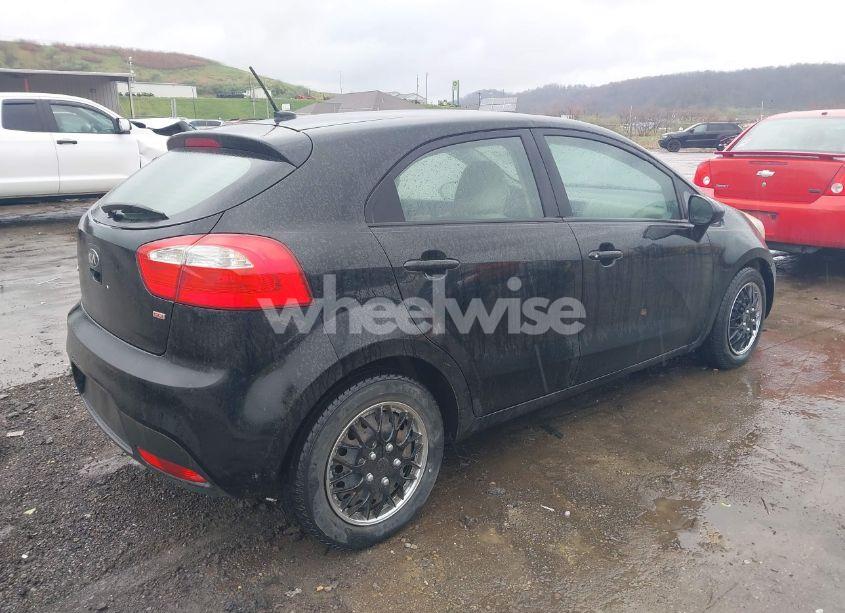 Photo 4 of 2013 Kia Rio LX (VIN KNADM5A35D6224764)