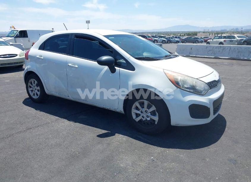 2013 Kia Rio LX (VIN KNADM5A35D6241015) main photo