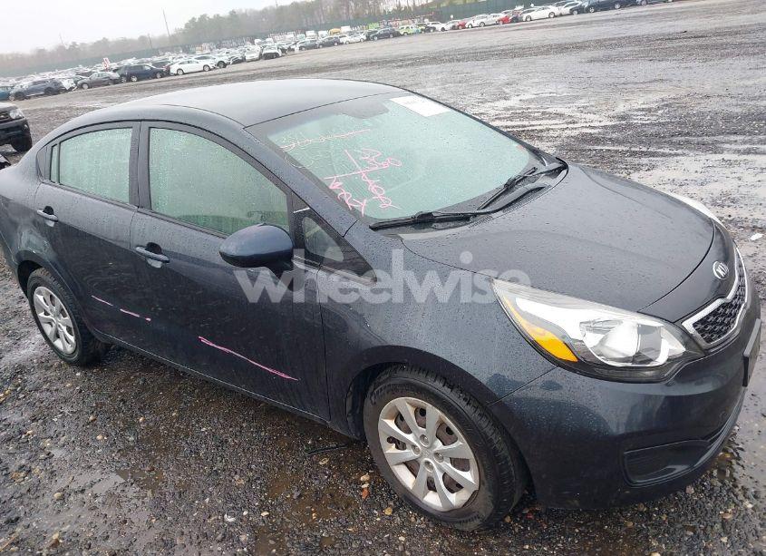 2013 Kia Rio EX (VIN KNADN4A31D6215437) main photo