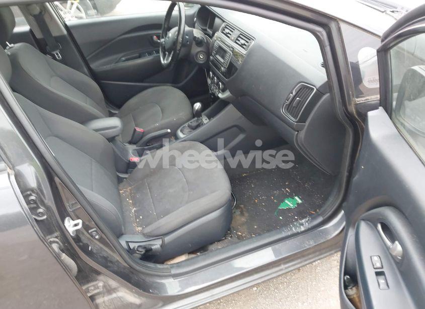 Photo 5 of 2016 Kia Rio EX (VIN KNADN4A35G6642897)