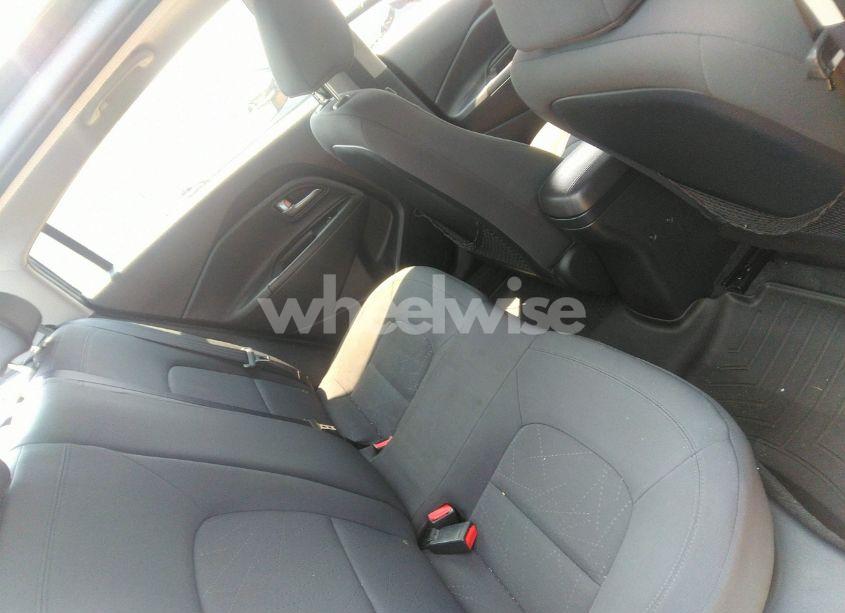 Photo 8 of 2013 Kia Rio EX/LX/SX (VIN KNADN4A37D6215877)