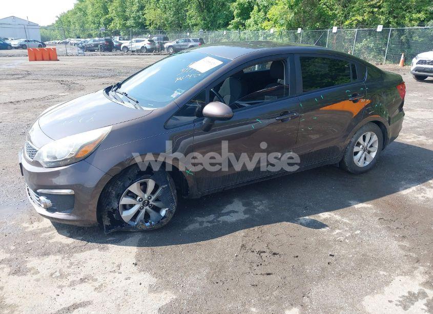 Photo 2 of 2016 Kia Rio EX (VIN KNADN4A37G6633974)