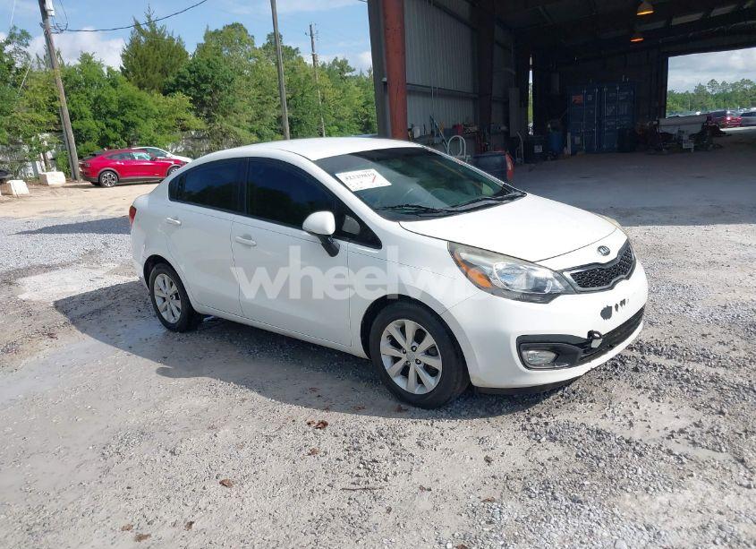 2015 Kia Rio EX (VIN KNADN4A38F6446595) main photo