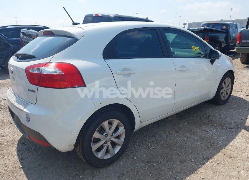 Photo 4 of 2013 Kia Rio EX (VIN KNADN5A39D6208807)