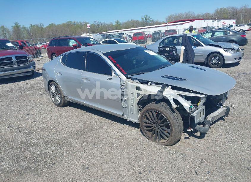 2018 Kia Stinger (VIN KNAE15LA1J6012819) main photo