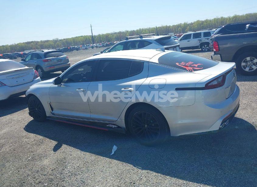 Photo 14 of 2018 Kia Stinger (VIN KNAE15LA1J6012819)