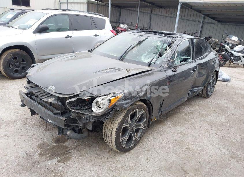 Photo 2 of 2021 Kia Stinger GT-LINE (VIN KNAE15LA1M6088643)