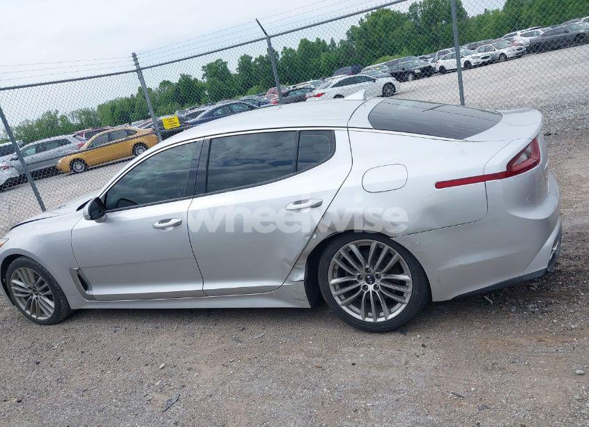 Photo 14 of 2018 Kia Stinger (VIN KNAE15LA2J6026048)