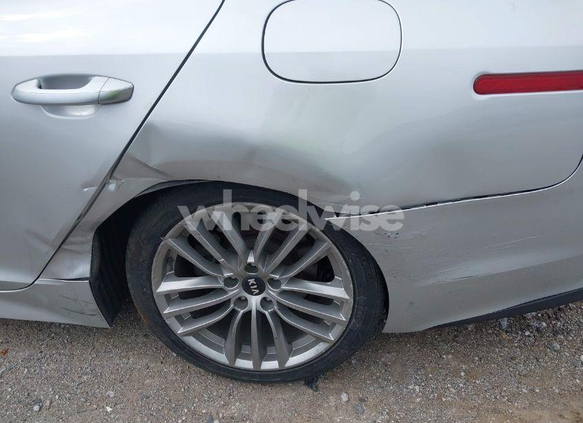 Photo 6 of 2018 Kia Stinger (VIN KNAE15LA2J6026048)