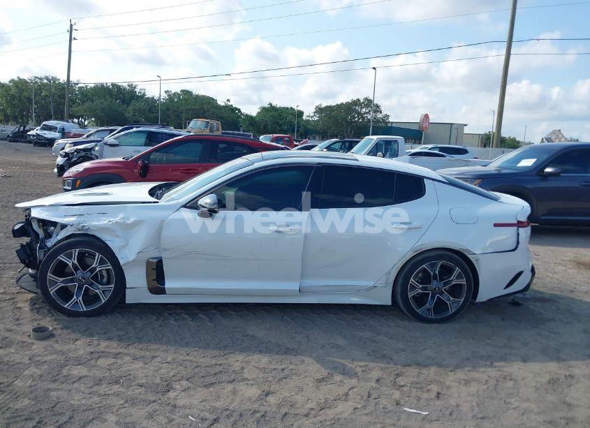 Photo 15 of 2020 Kia Stinger GT-LINE (VIN KNAE15LA2L6080727)