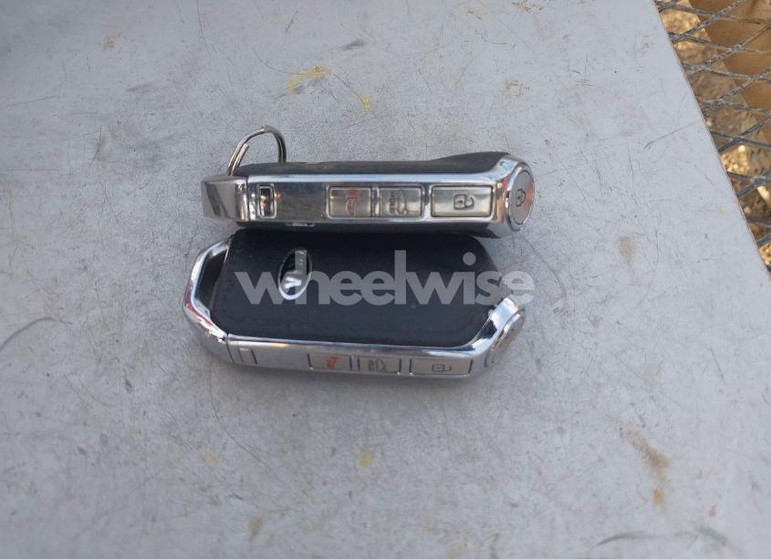 Photo 11 of 2018 Kia Stinger (VIN KNAE15LA6J6032404)