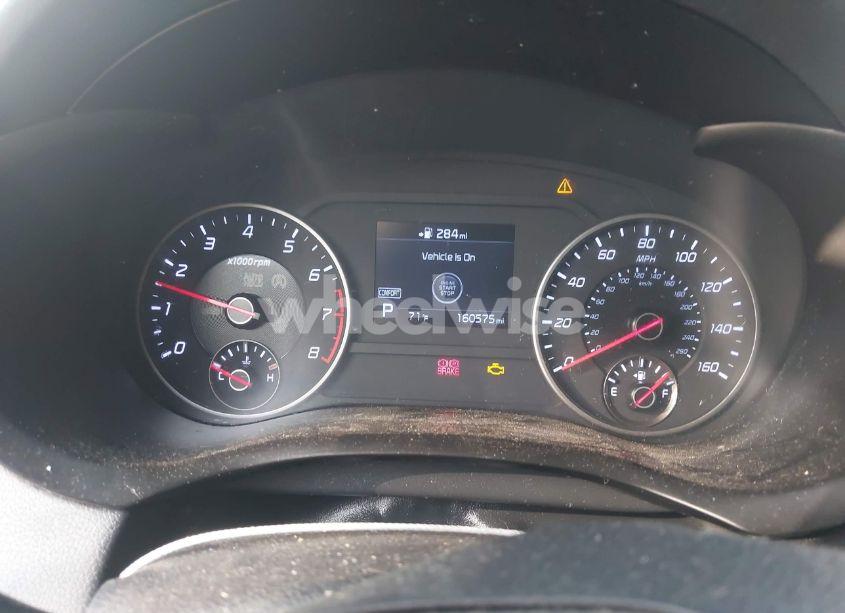 Photo 7 of 2018 Kia Stinger (VIN KNAE15LA6J6032404)