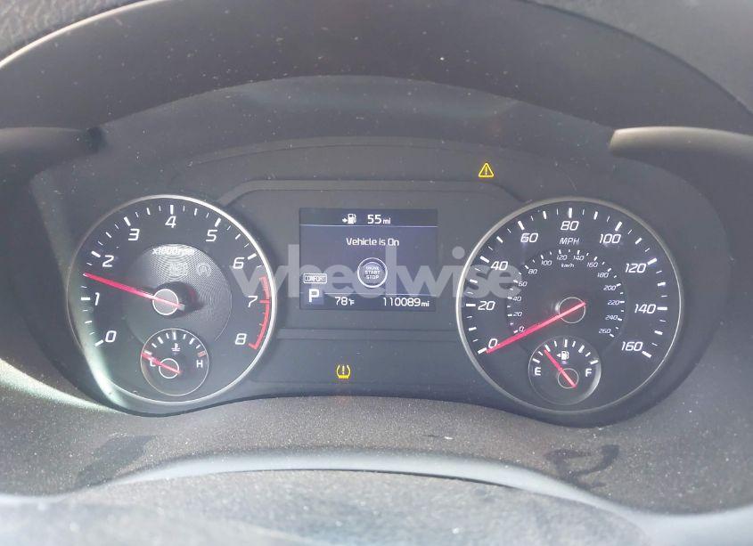 Photo 7 of 2018 Kia Stinger (VIN KNAE15LA8J6033022)