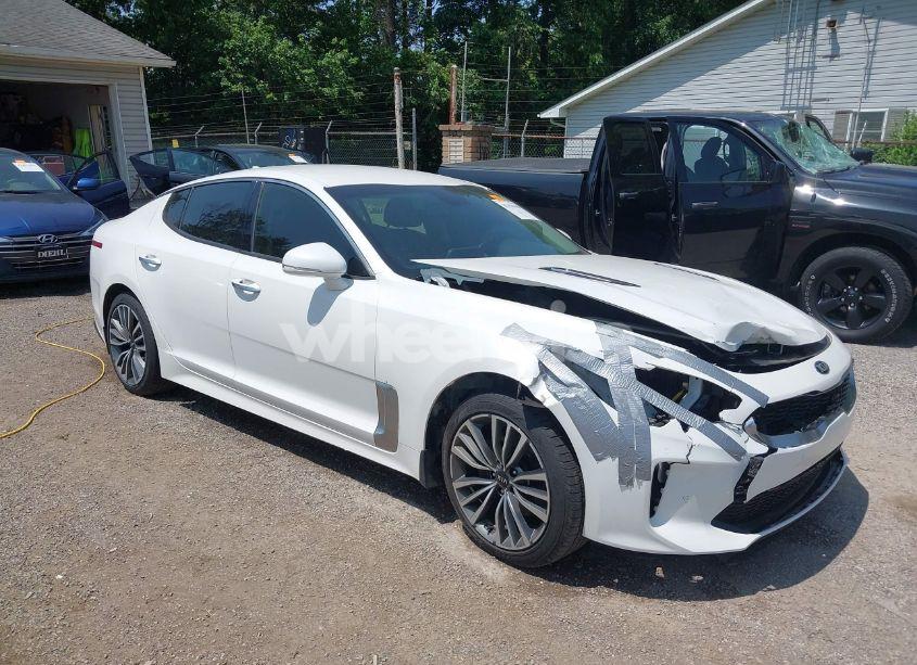 2019 Kia Stinger (VIN KNAE15LAXK6046596) main photo