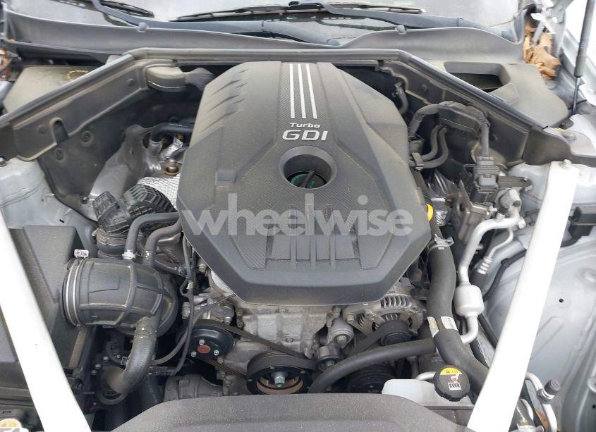 Photo 10 of 2018 Kia Stinger PREMIUM (VIN KNAE25LA5J6015316)