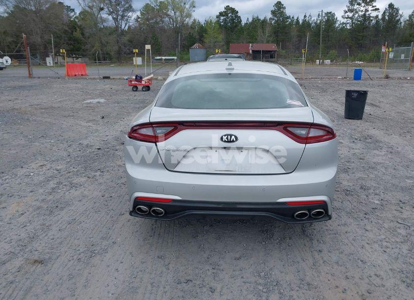 Photo 16 of 2018 Kia Stinger PREMIUM (VIN KNAE25LA5J6015316)